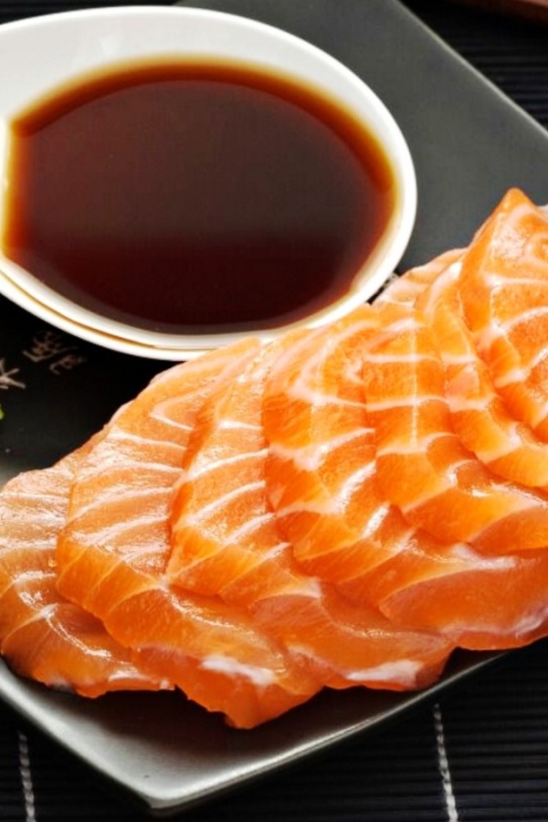  Sashimi Salmon